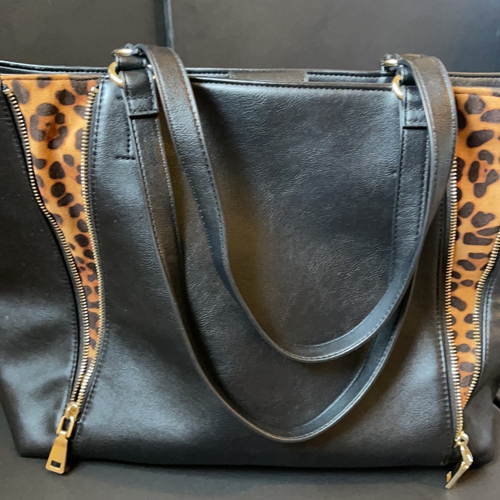 INC leather black handbags - Picture 3 of 8
